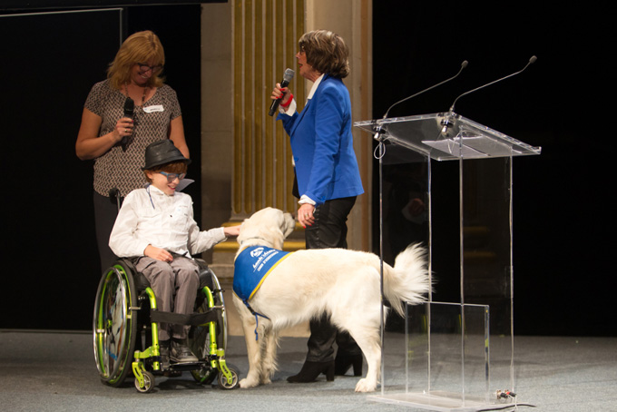 HANDI'CHIENS, de l'assistance et plus encore...Témoignages HANDI'CHIENS, de l'assistance et plus encore...Témoignages
